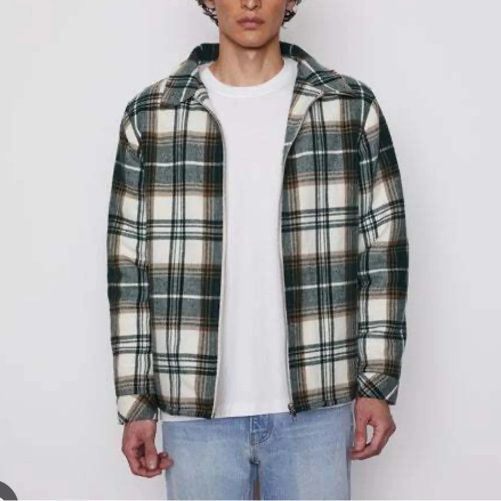 Unisex Museum Of Peace And Quiet Green Plaid Sherpa Jacket [Extra Small / XS]